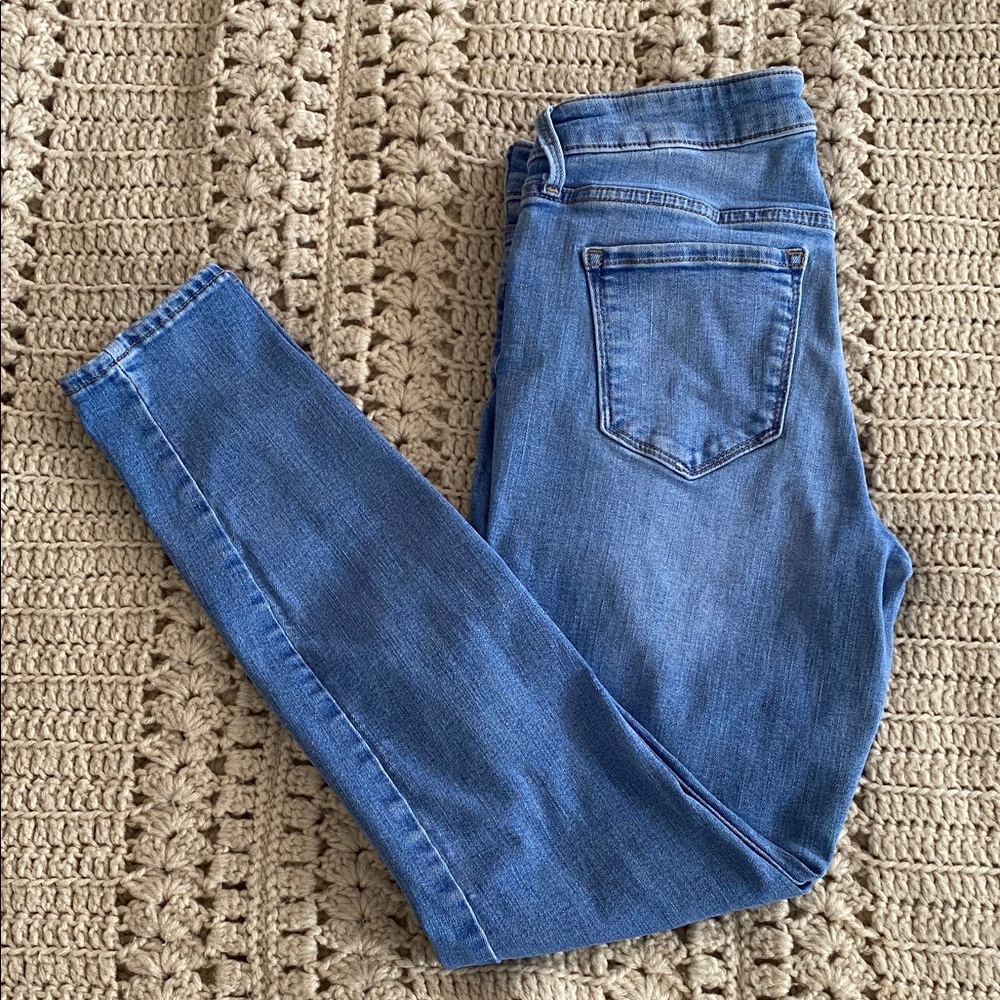 Old Navy Women's Skinny Jeans 6Wx27L